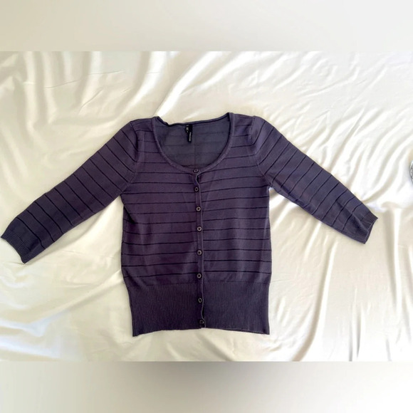 Maurices 3/4 Sleeve Gray Cardigan Sweater with Subtle Metallic Stripe Size Small - Picture 1 of 7